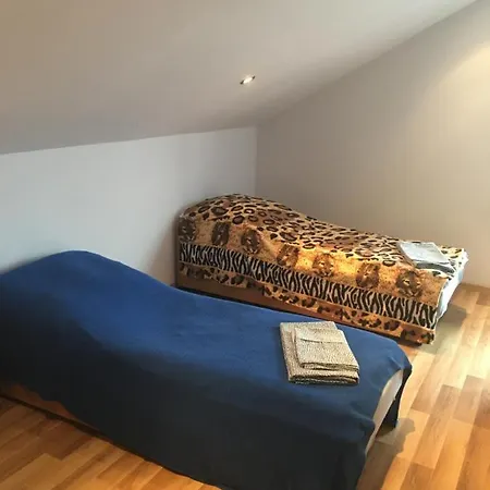 Goscinne Niedzwiedz * Nadole (Pomerania)