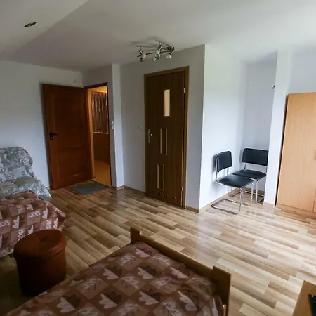 Niedzwiedz Homestay
