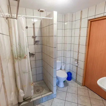 Goscinne Niedzwiedz Nadole