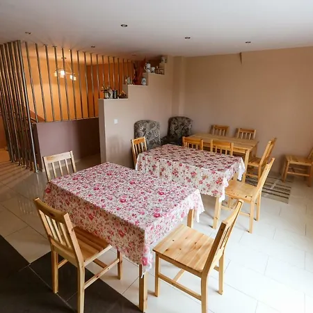 Niedzwiedz Homestay