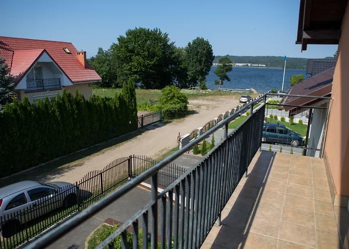 Goscinne Niedzwiedz Nadole (Pomerania)