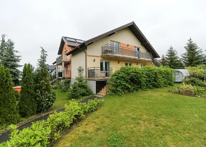 Goscinne Niedzwiedz * Nadole (Pomerania)